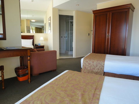 Madison Tower Mill Hotel - Accommodation Mount Tamborine 19