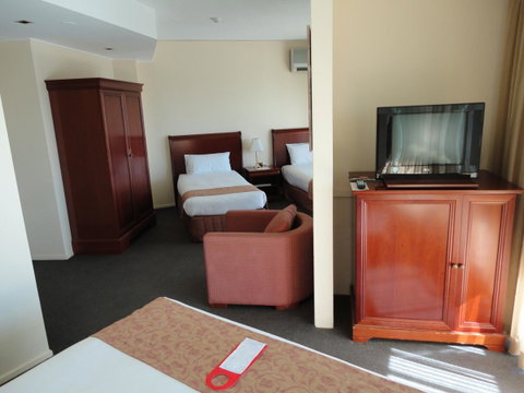 Madison Tower Mill Hotel - Accommodation Mount Tamborine 20