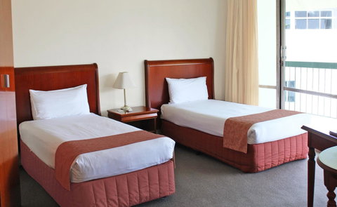Madison Tower Mill Hotel - Accommodation Mount Tamborine 5