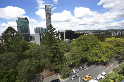 Madison Tower Mill Hotel - Accommodation Mount Tamborine 14