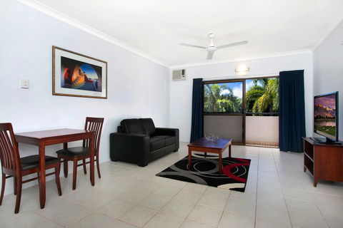 Cairns City Palms - Accommodation Mount Tamborine 9