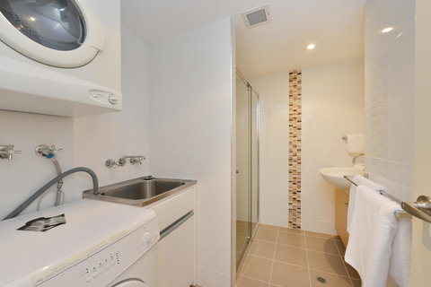 Tropical Reef Apartments - Accommodation Mount Tamborine 10