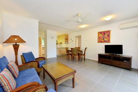 Tropical Reef Apartments - Accommodation Mount Tamborine 29