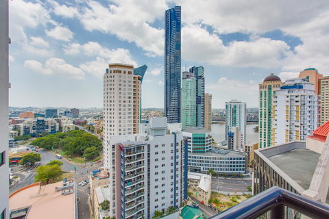 Republic Apartments Brisbane City - Accommodation Mount Tamborine 11