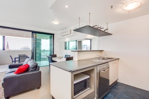 Republic Apartments Brisbane City - Accommodation Mount Tamborine 21