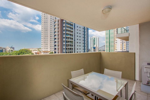 Republic Apartments Brisbane City - Accommodation Mount Tamborine 28