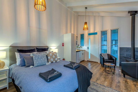 Hampton Estate Wines - Accommodation Mount Tamborine 2