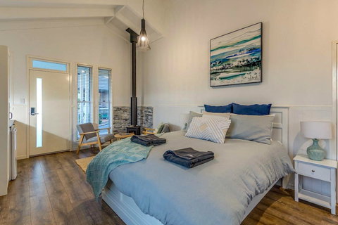 Hampton Estate Wines - Accommodation Mount Tamborine 5