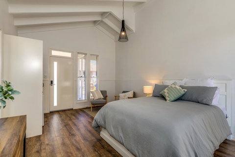 Hampton Estate Wines - Accommodation Mount Tamborine 31