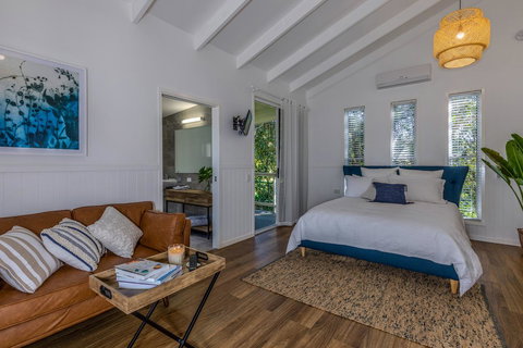 Hampton Estate Wines - Accommodation Mount Tamborine 30