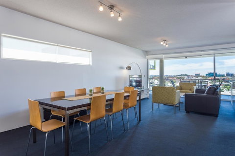 Oxygen Apartments - Accommodation Mount Tamborine 6
