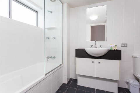 Oxygen Apartments - Accommodation Mount Tamborine 12