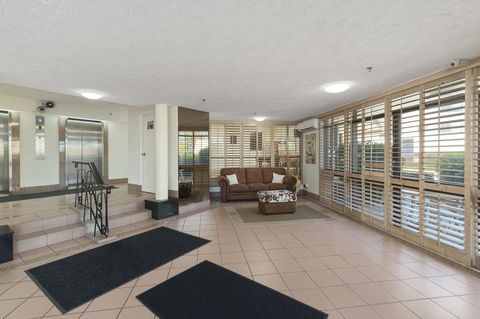 Burleigh Esplanade Apartments - Accommodation Mount Tamborine 31