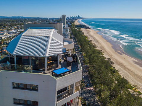 Burleigh Esplanade Apartments - Accommodation Mount Tamborine 9