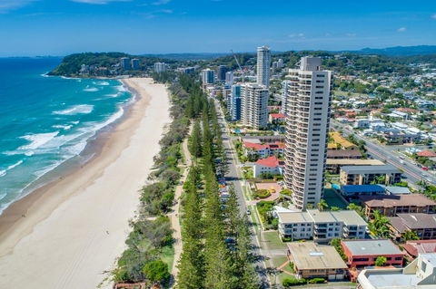 Burleigh Esplanade Apartments - Accommodation Mount Tamborine 19