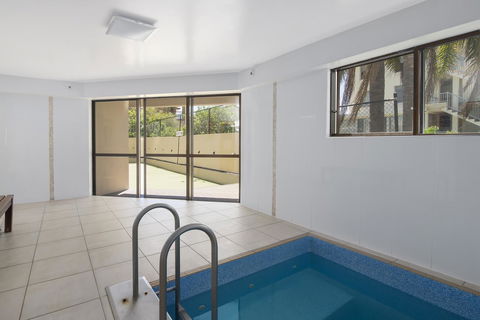 Burleigh Esplanade Apartments - Accommodation Mount Tamborine 23
