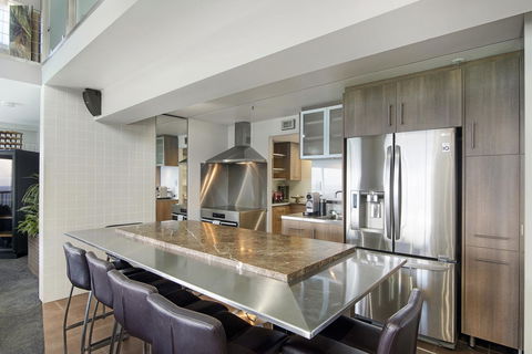 Burleigh Esplanade Apartments - Accommodation Mount Tamborine 18