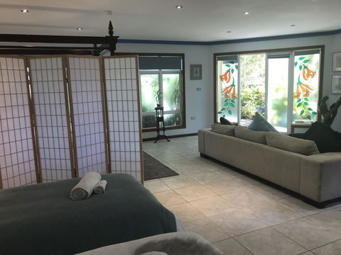 Taj On Byrnes - Private Luxury Apartment Mareeba - Accommodation Mount Tamborine 9
