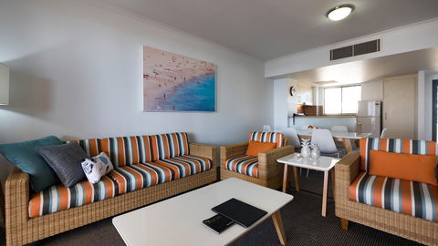 Swell Resort Burleigh Heads - Accommodation Mount Tamborine 9
