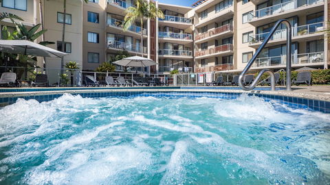 Swell Resort Burleigh Heads - Accommodation Mount Tamborine 12