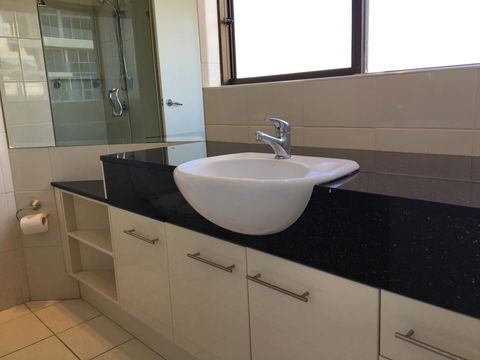 Surfers Century Oceanside Apartments - Accommodation Mount Tamborine 20