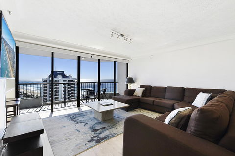 Surfers Century Oceanside Apartments - Accommodation Mount Tamborine 11