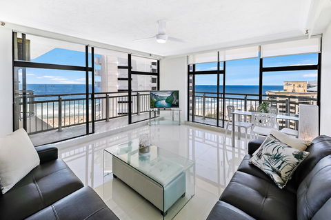 Beachcomber Holiday Apartment - Accommodation Mount Tamborine 7