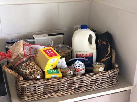 Hollow Tree Farm - Accommodation Mount Tamborine 6