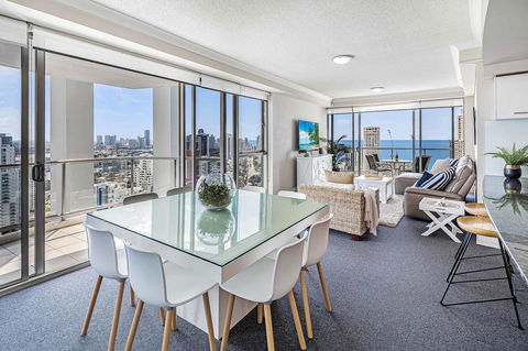 Holiday Holiday Chevron Renaissance Apartments - Accommodation Mount Tamborine 11