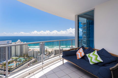 Holiday Holiday Chevron Renaissance Apartments - Accommodation Mount Tamborine 7