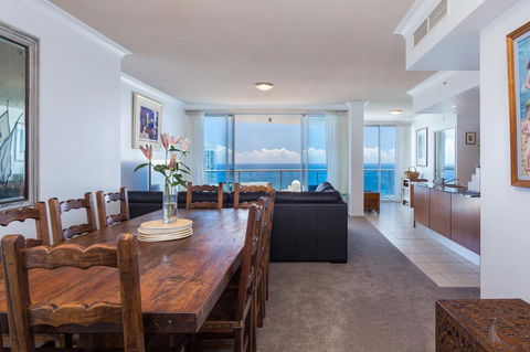 Holiday Holiday Chevron Renaissance Apartments - Accommodation Mount Tamborine 26