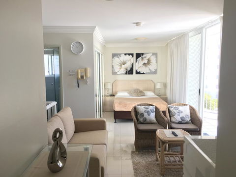 Santa Anne By The Sea - Accommodation Mount Tamborine 13