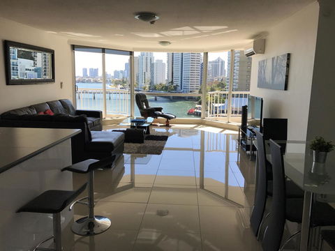Moorings On Cavill Surfers Paradise - Accommodation Mount Tamborine 24