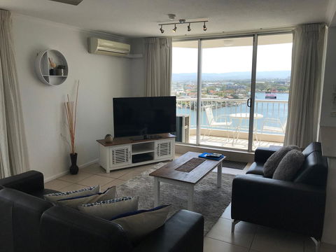 Moorings On Cavill Surfers Paradise - Accommodation Mount Tamborine 39