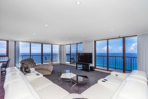 Surfers Aquarius On The Beach - Accommodation Mount Tamborine 7