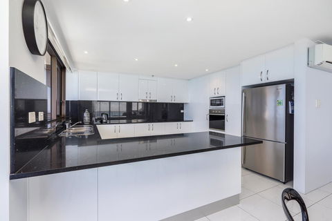 Surfers Aquarius On The Beach - Accommodation Mount Tamborine 6