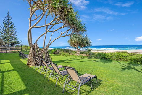 Surfers Aquarius On The Beach - Accommodation Mount Tamborine 10