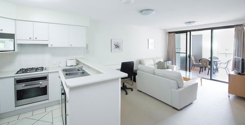 The Oasis Apartments - Accommodation Mount Tamborine 5