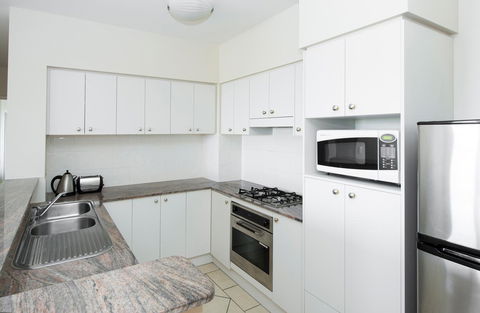 The Oasis Apartments - Accommodation Mount Tamborine 11