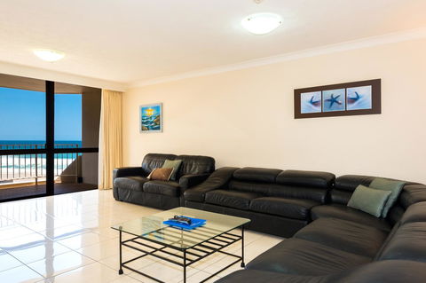Breakers North Absolute Beachfront Apartments - Official - Accommodation Mount Tamborine 9