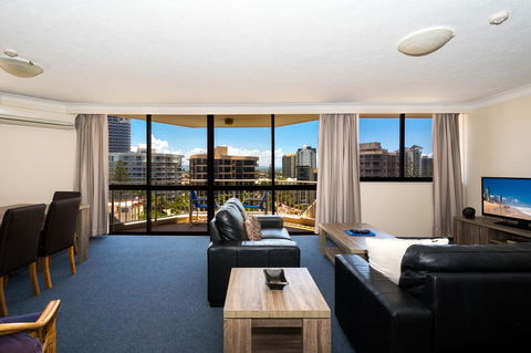 Breakers North Absolute Beachfront Apartments - Official - Accommodation Mount Tamborine 13