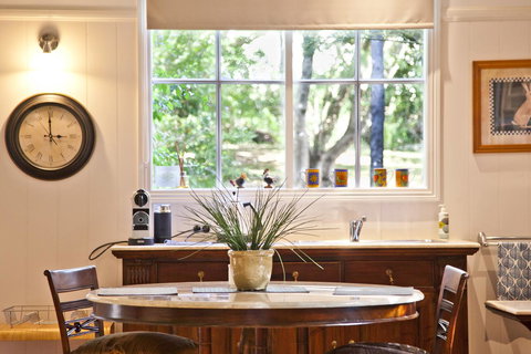 Curtis Falls Cottage - Accommodation Mount Tamborine 18