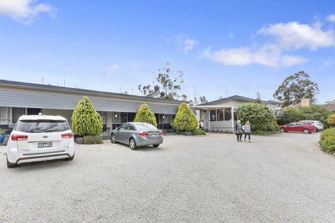Wattle Grove Motel Maryborough - Accommodation Mount Tamborine 2