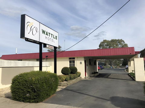 Wattle Motel - Accommodation Mount Tamborine 2