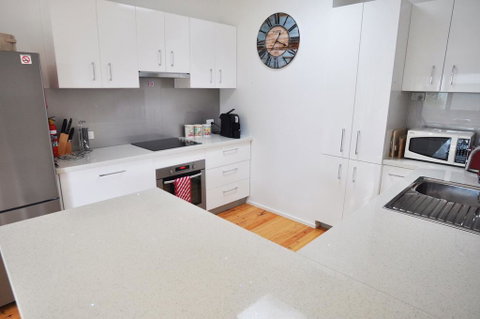 WAVES ON FLORIDA - SURF SIDE - Accommodation Mount Tamborine 2