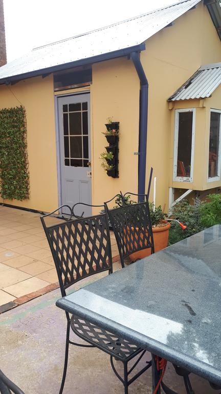Willowgate Hall Luxury Hosted B&B - Accommodation Mount Tamborine 2