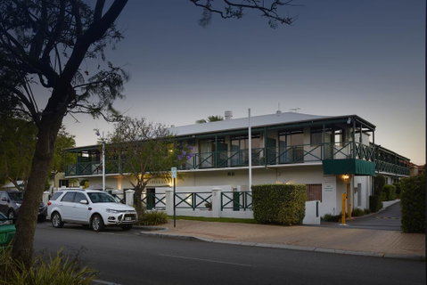 Windsor Lodge - Accommodation Mount Tamborine 0