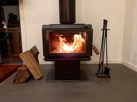 Witches Falls Cottages - Accommodation Mount Tamborine 1