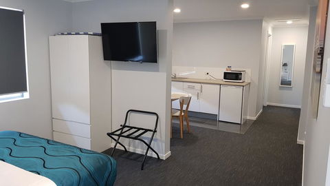 Wynnum Anchor Motel - Accommodation Mount Tamborine 1