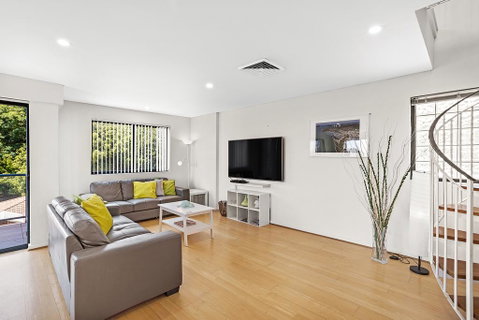 Yacaaba Terrace, Unit 9, 3 Yacaaba Street - Accommodation Mount Tamborine 2